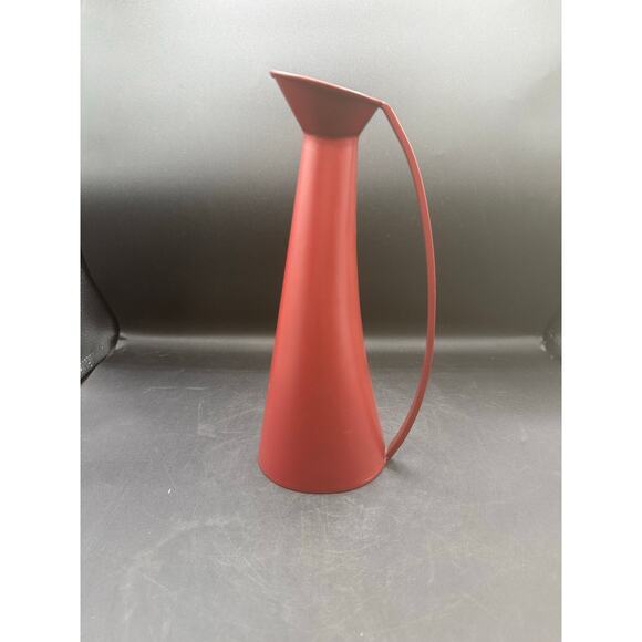 Threshold Red Metal Vase – great condition - Picture 3 of 7
